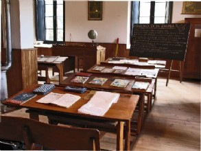 Aula que recrea la escuela franquista